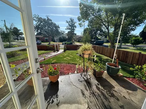 1441 N Calaveras, Fresno, CA 93728