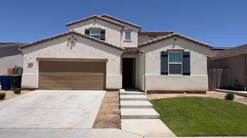 4570 N Casey Ave, Fresno, CA 93723