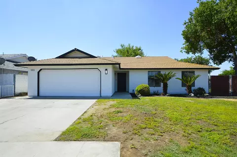 4952 E Hungtington, Fresno, CA 93727