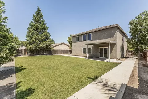Exterior - 1948 Austin Ave, Clovis, CA 93611 photo 6 of 15