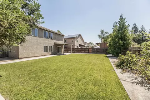 Exterior - 1948 Austin Ave, Clovis, CA 93611 photo 9 of 15