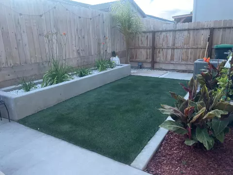Exterior - 224 Arbor Dr S, Madera, CA 93636 photo 3 of 5