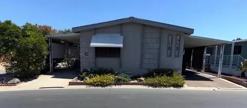 2706 W Ashlan Ave #240, Fresno, CA 93705