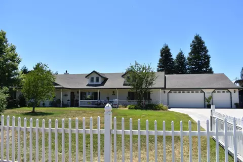 16398 Anaconda Rd, Madera, CA 93636