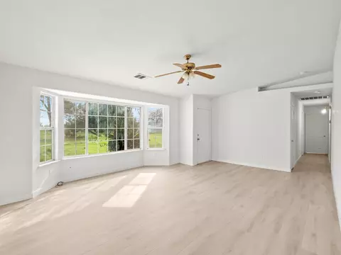 Living - 8552 Cairo Ave, Laton, CA 93242 photo 3 of 8