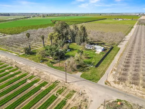 View/Area - 8552 Cairo Ave, Laton, CA 93242 photo 1 of 9