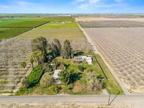 View/Area - 8552 Cairo Ave, Laton, CA 93242 photo 2 of 9