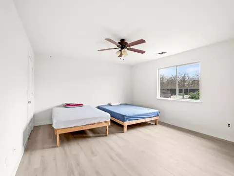 Bedroom - 8552 Cairo Ave, Laton, CA 93242 photo 5 of 6