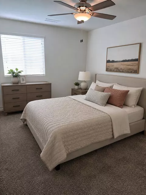 Bedroom - 2008 N Walling Ln, Clovis, CA 93619 photo 5 of 7
