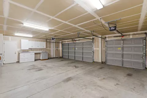 Other - 3063 Everglade Ave, Clovis, CA 93619 photo 8 of 11