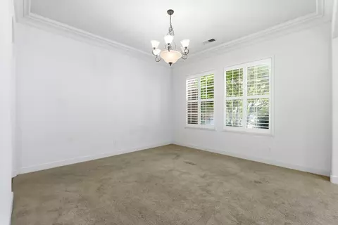 Living - 3063 Everglade Ave, Clovis, CA 93619 photo 3 of 8