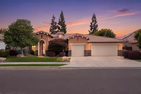 3063 Everglade Ave, Clovis, CA 93619
