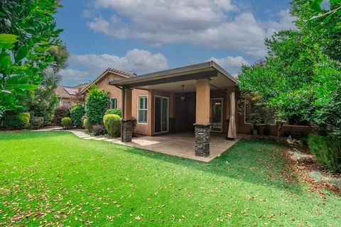 Exterior - 3063 Everglade Ave, Clovis, CA 93619 photo 3 of 12