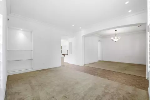 Living - 3063 Everglade Ave, Clovis, CA 93619 photo 2 of 8