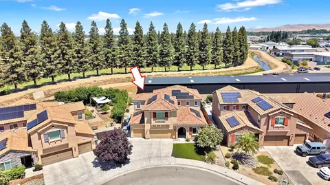 17 Polson Ave, Clovis, CA 93612