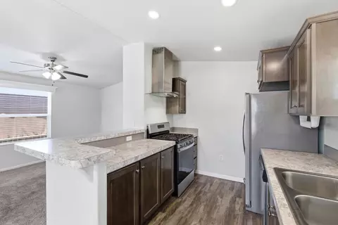 1650 Villa Ave #28, Clovis, CA 93612 photo 11