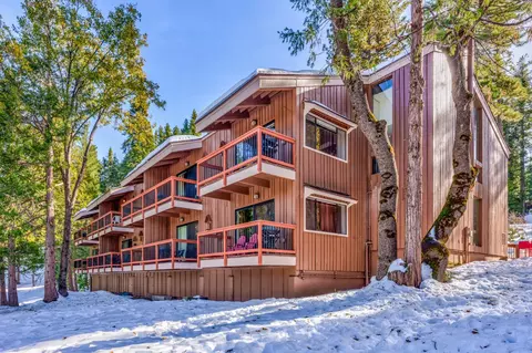 7540 Henness Cir #B206, Yosemite National Park, CA 95389
