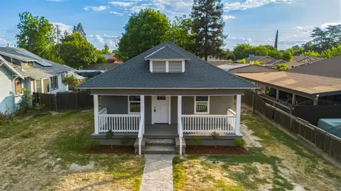 1127 J St, Reedley, CA 93654
