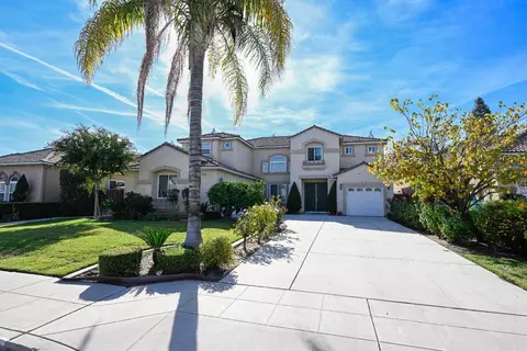 2809 E Omaha Ave, Fresno, CA 93720