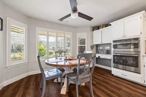 Kitchen - 21965 Oak Hill Ln, Clovis, CA 93619 photo 9 of 9