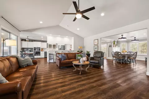 Other - 21965 Oak Hill Ln, Clovis, CA 93619 photo 3 of 5