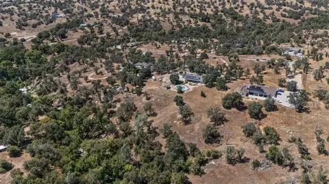 View/Area - 21965 Oak Hill Ln, Clovis, CA 93619 photo 3 of 6