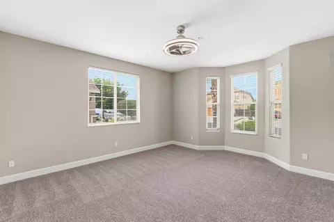 Living - 2977 Twinberry Ave, Clovis, CA 93619 photo 4 of 5