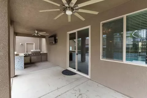 Exterior - 2977 Twinberry Ave, Clovis, CA 93619 photo 7 of 8