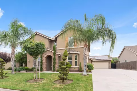 Exterior - 2977 Twinberry Ave, Clovis, CA 93619 photo 2 of 8