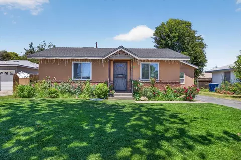 528 W Simpson Ave, Fresno, CA 93705