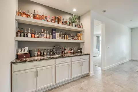 Entry Way - 1122 Creekside Ave, Madera, CA 93636 photo 4 of 5
