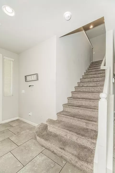 Entry Way - 1363 Joy Dr, Clovis, CA 93619 photo 4 of 5