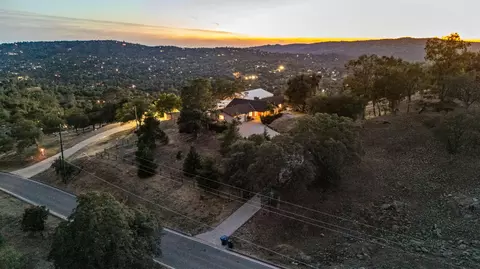 31363 N Dome Dr, Coarsegold, CA 93614