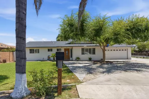 40694 Pearl Rd, Cutler, CA 93615