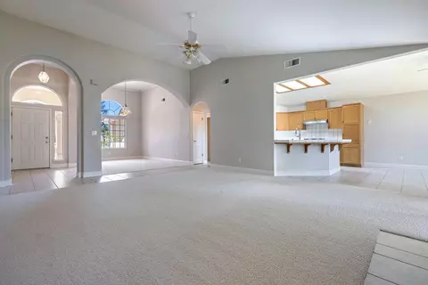 Living - 1471 N Terry Ave, Clovis, CA 93619 photo 4 of 6