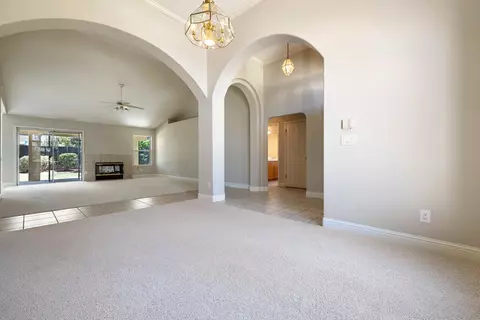 Living - 1471 N Terry Ave, Clovis, CA 93619 photo 6 of 6