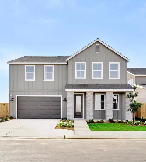 3423 N Mcarthur Ave, Fresno, CA 93727