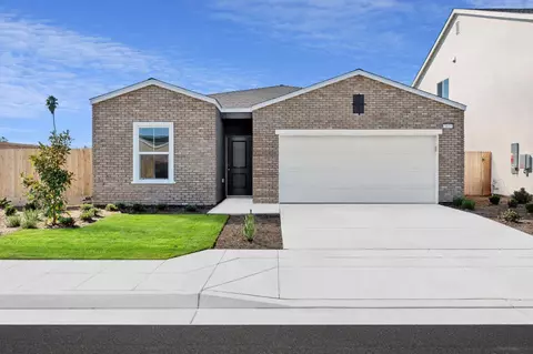 3415 N Mcarthur Ave, Fresno, CA 93727