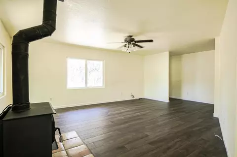 Living - 1087 Ben Hur, Raymond, CA 93653 photo 6 of 8