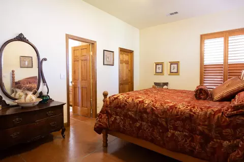 Bedroom - 1087 Ben Hur, Raymond, CA 93653 photo 4 of 10