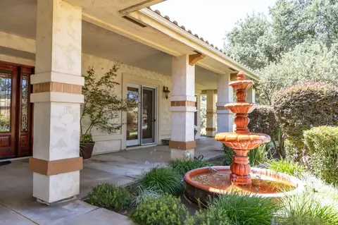 Exterior - 1087 Ben Hur, Raymond, CA 93653 photo 6 of 24