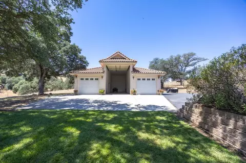 Exterior - 1087 Ben Hur, Raymond, CA 93653 photo 2 of 24
