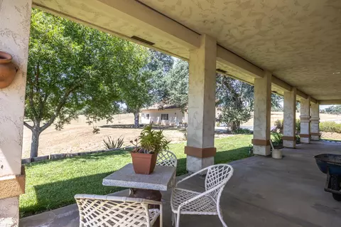Exterior - 1087 Ben Hur, Raymond, CA 93653 photo 10 of 24
