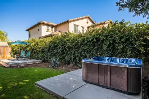 Exterior - 3128 Powers Ave, Clovis, CA 93619 photo 10 of 13