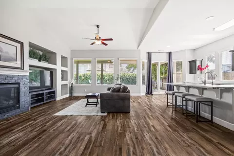 Living - 3128 Powers Ave, Clovis, CA 93619 photo 7 of 11