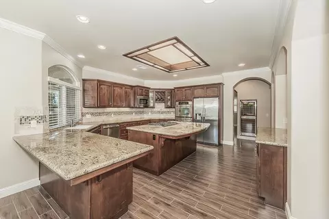 Kitchen - 2998 Ashcroft, Clovis, CA 93611 photo 7 of 7