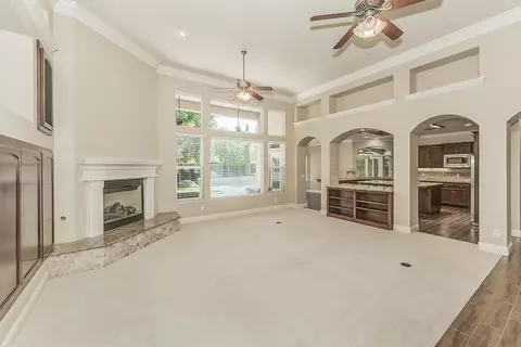 Living - 2998 Ashcroft, Clovis, CA 93611 photo 3 of 8