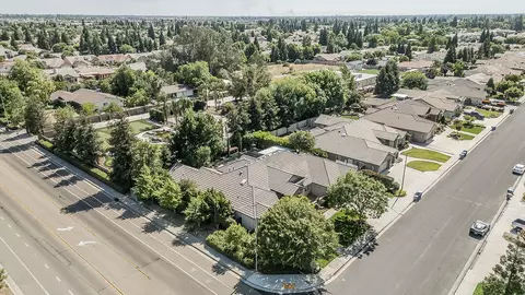 View/Area - 2998 Ashcroft, Clovis, CA 93611 photo 9 of 13
