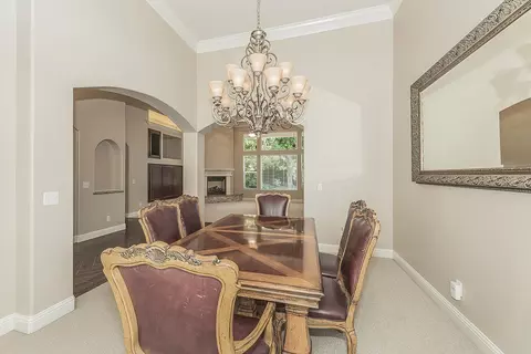 Dining - 2998 Ashcroft, Clovis, CA 93611 photo 3 of 3