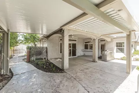 Exterior - 2998 Ashcroft, Clovis, CA 93611 photo 13 of 19